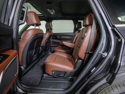 Used 2025 Kia Telluride SX Prestige AWD/4WD image 27
