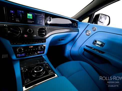 Used 2025 Rolls-Royce Spectre Black Badge w/ Spectre Enhancement Package image 16