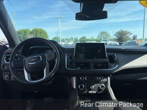 Used 2023 GMC Yukon SLT w/ SLT Premium Package AWD/4WD image 26