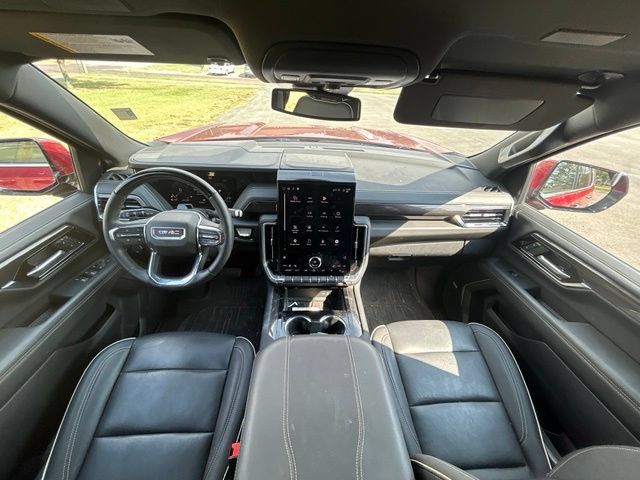 Used 2025 GMC Yukon Elevation AWD/4WD image 38