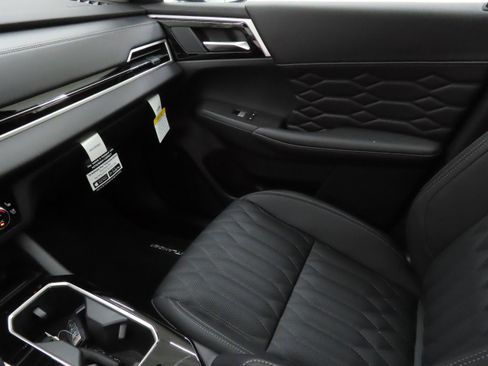 New 2026 Mitsubishi Outlander SEL FWD image 18