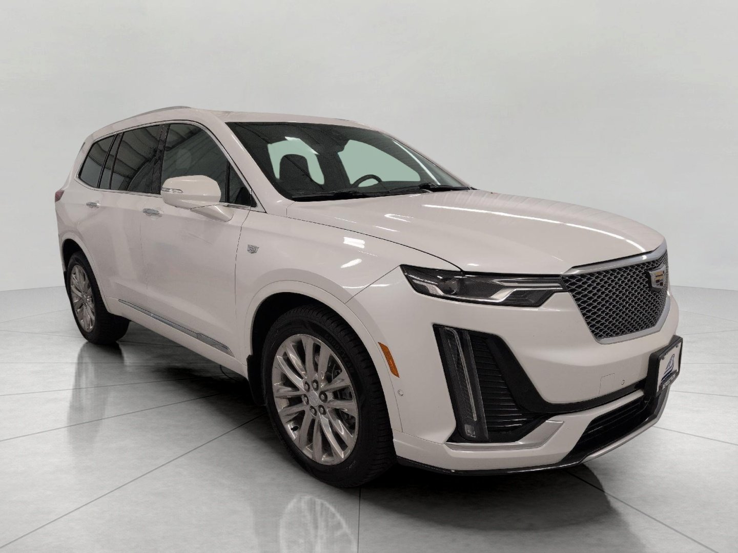 Used 2022 Cadillac XT6 Premium Luxury w/ Technology Package AWD/4WD image 1