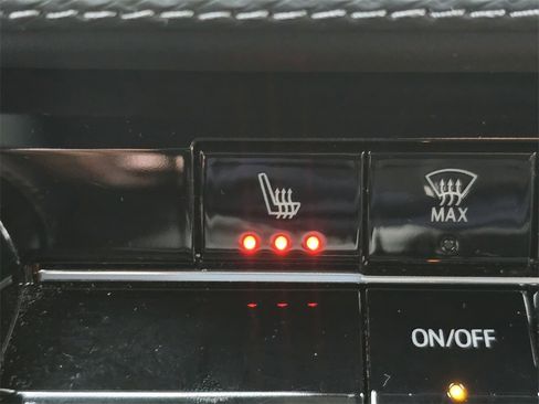 Certified 2025 Chevrolet Equinox LT image 26