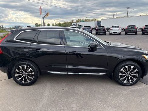 Certified 2023 Volvo XC60 B5 Plus w/ Climate Package AWD/4WD image 5