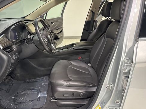 Used 2018 Buick Envision Premium image 12