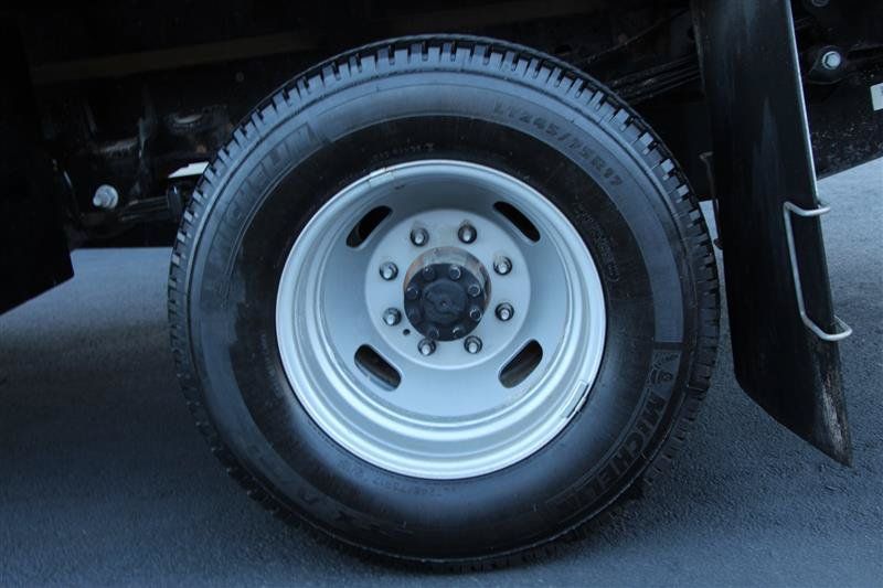 Used 2025 Ford F350 XLT AWD/4WD image 30
