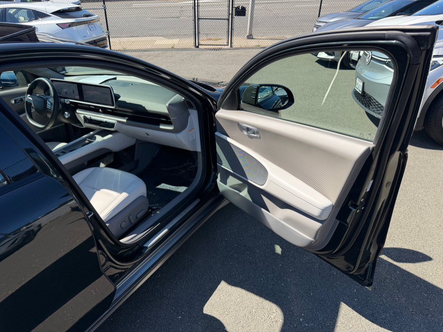 Used 2023 Hyundai Ioniq 6 Limited w/ Cargo Package RWD image 35