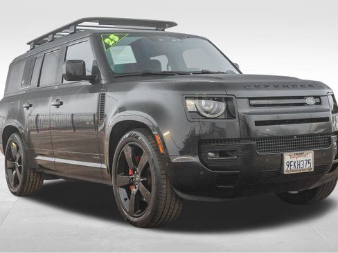 Used 2023 Land Rover Defender 130 X image 3