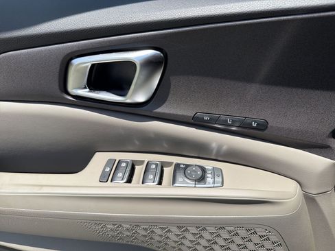 New 2026 Kia Carnival EX FWD image 44