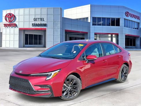 Used 2023 Toyota Corolla SE image 1