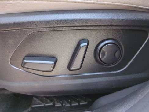 Used 2024 Hyundai Tucson Limited AWD/4WD image 15