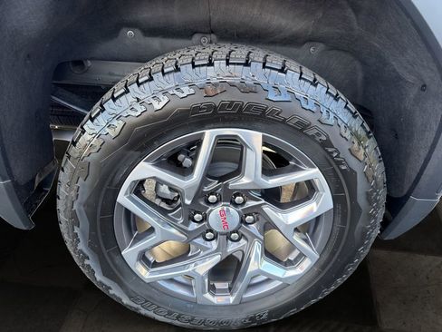Used 2026 GMC Sierra 1500 SLT w/ SLT Convenience Package AWD/4WD image 12