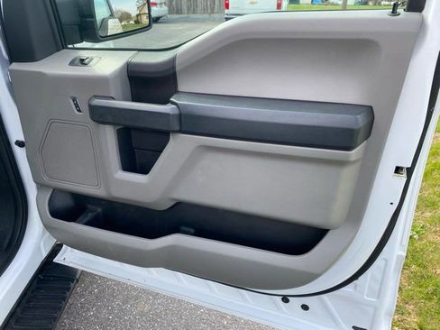Used 2018 Ford F150 XL w/ Equipment Group 101A Mid AWD/4WD image 20
