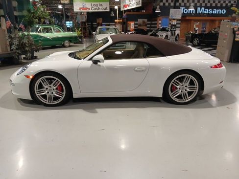 Used 2014 Porsche 911 Carrera S image 12