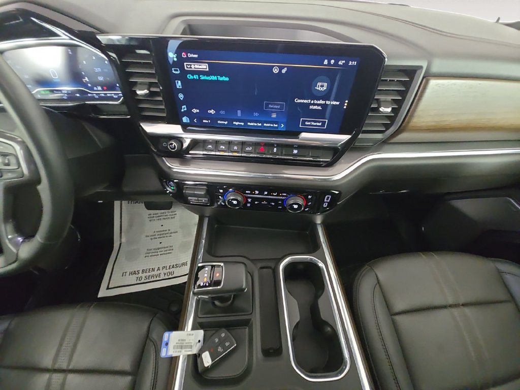 Certified 2024 Chevrolet Silverado 1500 High Country w/ High Country Premium Package AWD/4WD image 13
