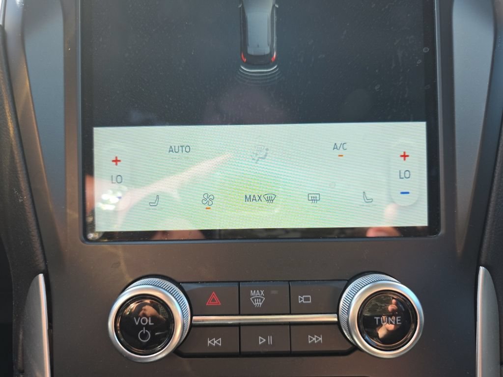 Used 2024 Ford Edge SEL AWD/4WD image 34