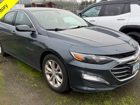 Used 2020 Chevrolet Malibu LT image 2