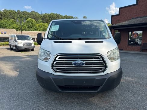 Used 2016 Ford Transit 350 XLT image 11