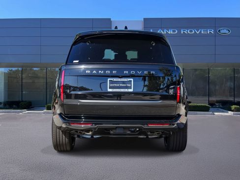New 2026 Land Rover Range Rover Long Wheelbase SE AWD/4WD image 5