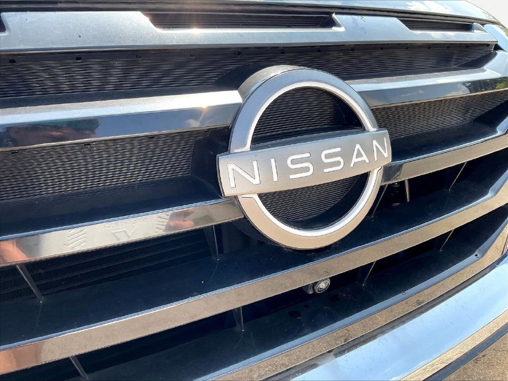 Used 2023 Nissan Pathfinder Platinum w/ Cargo Package AWD/4WD image 37