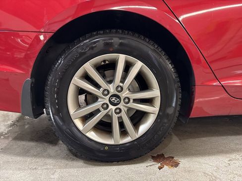 Used 2015 Hyundai Sonata SE image 29