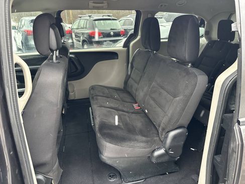 Used 2017 Dodge Grand Caravan SE w/ Power Window Group FWD image 21