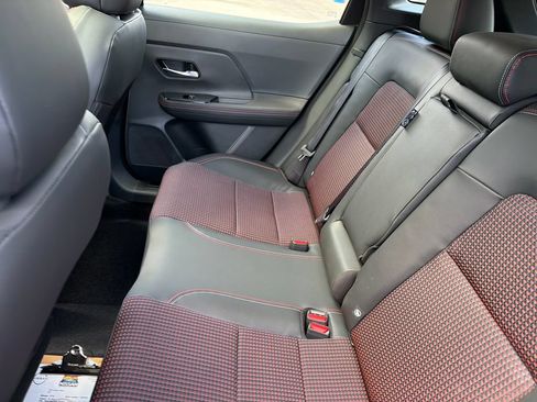 Used 2025 Nissan Kicks SR w/ SR Premium Package FWD image 31