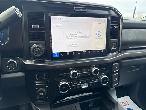 New 2026 Ford F250 Lariat w/ Black Appearance Package image 26