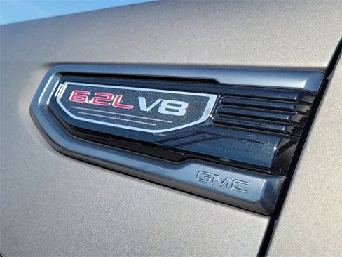 Used 2021 GMC Sierra 1500 AT4 w/ AT4 Premium Package image 8