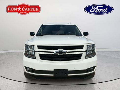 Used 2020 Chevrolet Tahoe Premier w/ Premier 6.2L Value Package RWD image 2