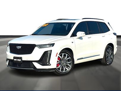 Used 2022 Cadillac XT6 Sport w/ Platinum Package