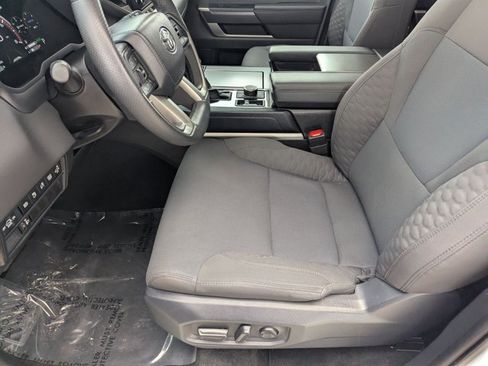 Certified 2025 Toyota Sequoia SR5 AWD/4WD image 15