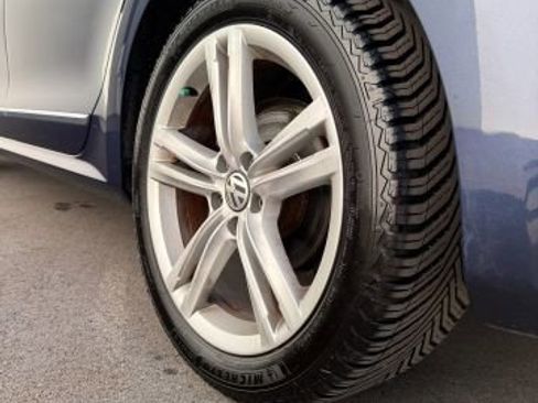 Used 2013 Volkswagen Passat TDI SEL Premium image 37