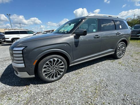 New 2026 Hyundai Palisade Calligraphy FWD image 2