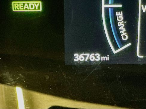 Used 2025 Toyota Camry SE FWD image 19