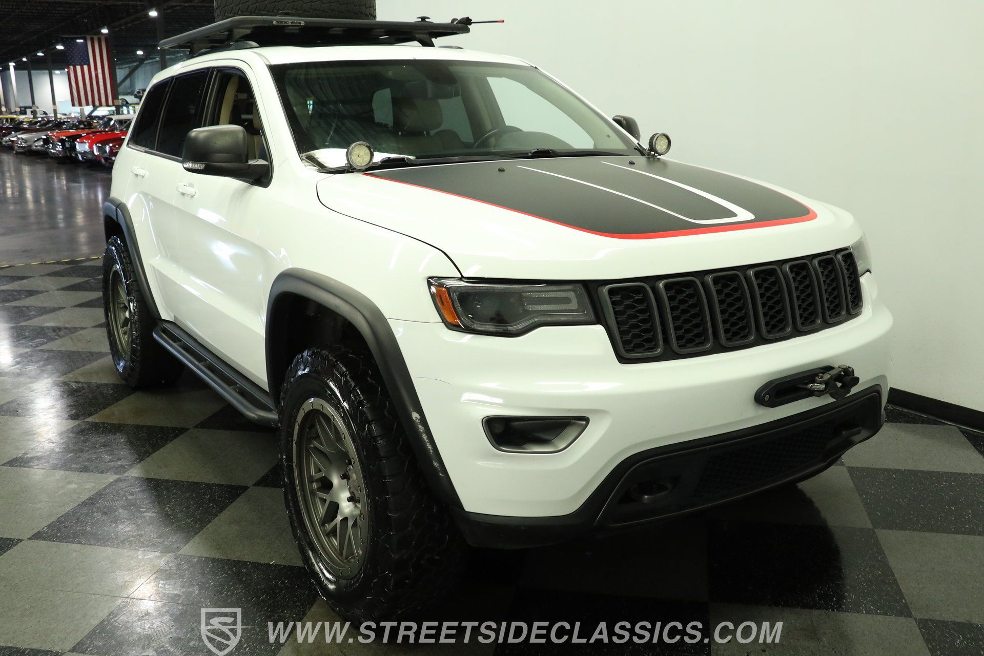 Used 2014 Jeep Grand Cherokee Limited w/ Luxury Group II AWD/4WD image 15