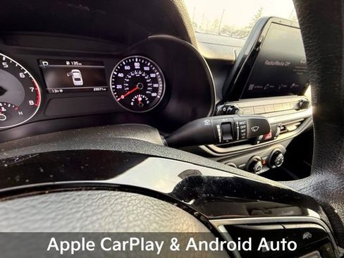 Used 2023 Kia Forte LXS w/ LXS Technology Package image 17