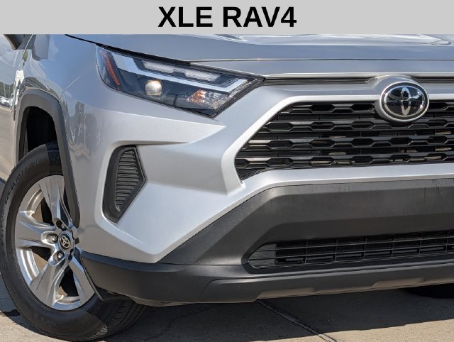 Used 2024 Toyota RAV4 XLE FWD image 3