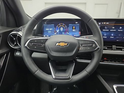 Used 2026 Chevrolet Equinox LT w/ Convenience Package II AWD/4WD image 26