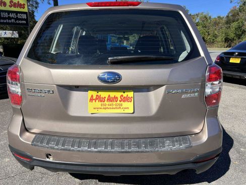 Used 2015 Subaru Forester 2.5i image 5