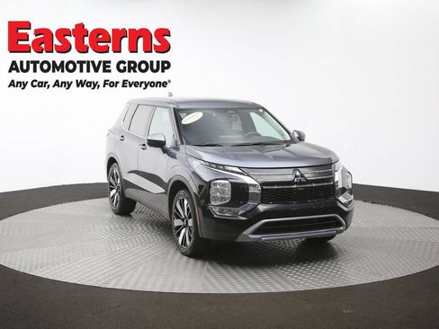 Used 2025 Mitsubishi Outlander SE FWD image 51