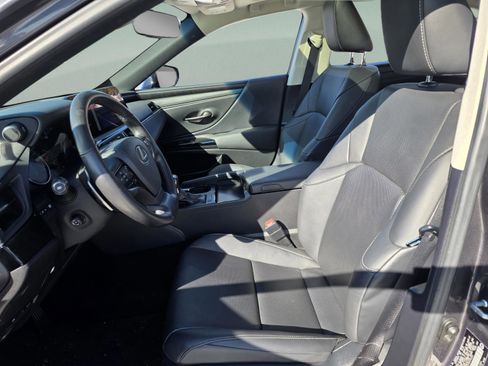 Certified 2023 Lexus ES 350 w/ Premium Package image 11