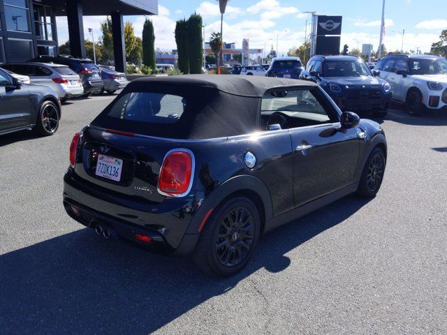 Used 2017 MINI Cooper S FWD image 3