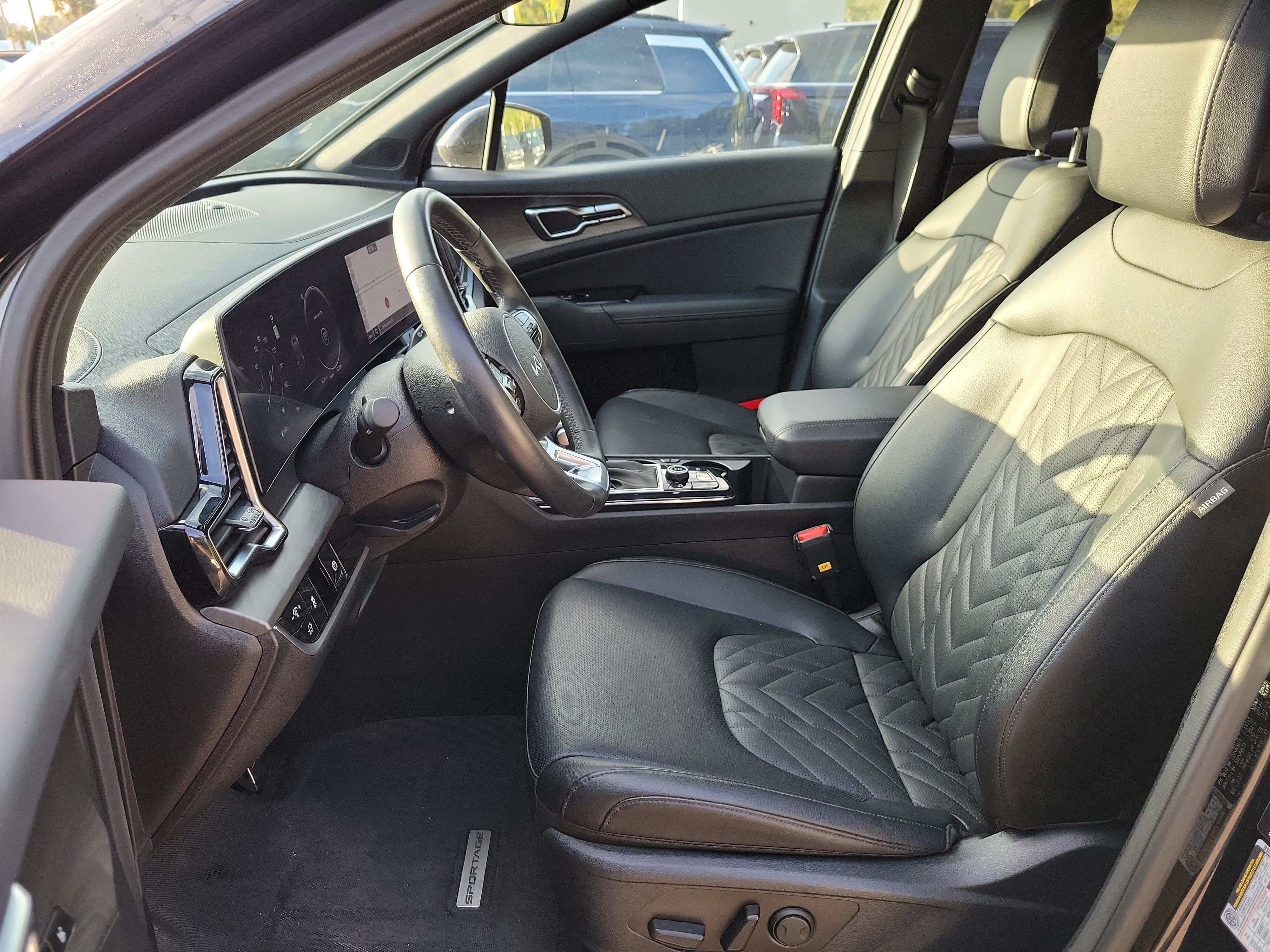 Certified 2025 Kia Sportage X-Pro Prestige AWD/4WD image 19