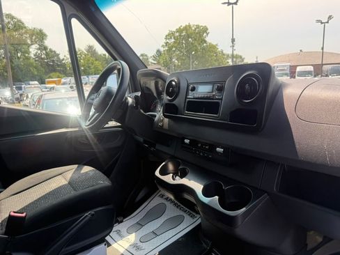 Used 2021 Mercedes-Benz Sprinter 2500 w/ Driver Convenience Package image 26