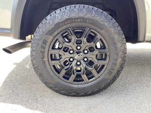 Used 2024 Chevrolet Colorado Trail Boss w/ Advanced Trailering Package AWD/4WD image 30