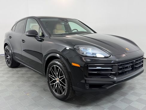 Certified 2026 Porsche Cayenne Coupe AWD/4WD image 9