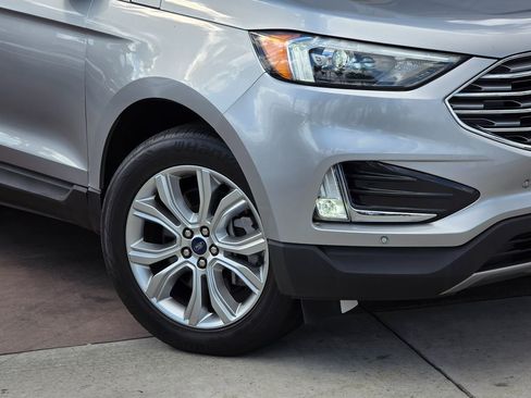 Used 2022 Ford Edge Titanium image 5