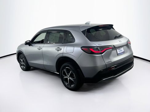 Used 2023 Honda HR-V EX-L image 7