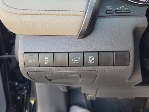Used 2023 Toyota Camry SE FWD image 24